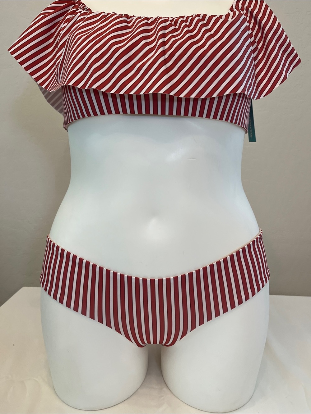 Striped Off-Shoulder Bikini Set in Red and White - Women Swim